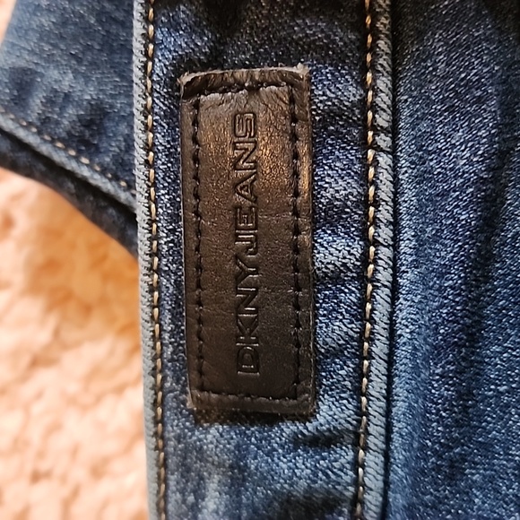 DKNY Skinny Jeans - Picture 4 of 7